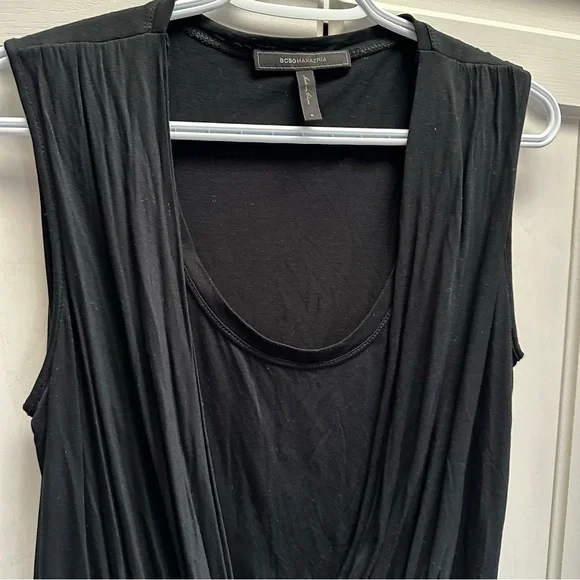 BCBGMAXAZRIA Asymmetrical Draped, 100% Modal sleeveless black blouse size S - Picture 3 of 5